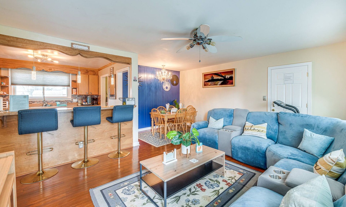 Colonial Heights House | Colonial Heights Home w/Large Yard & BBQ Grill!