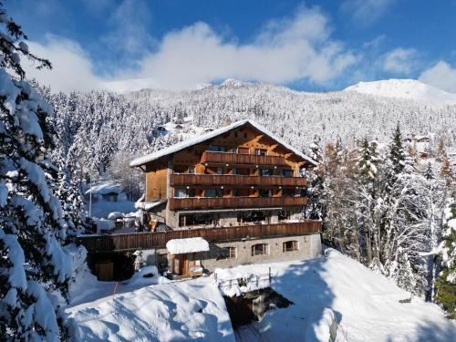 Randogne House | Colorado Riders Chalet