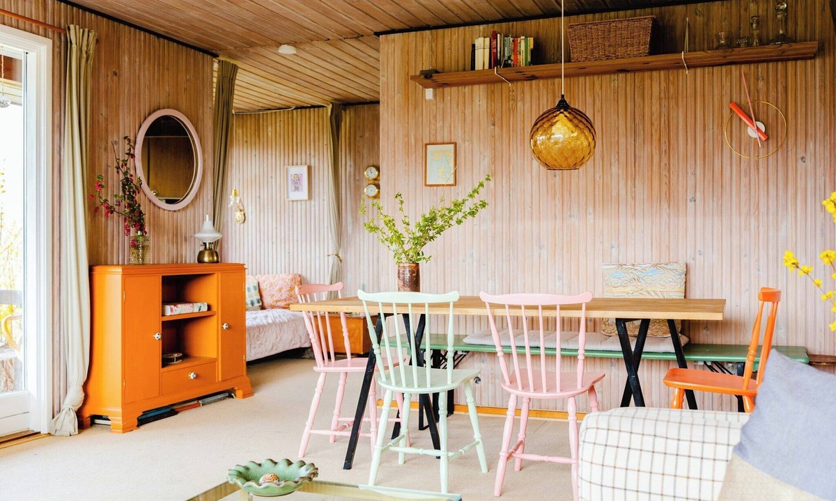Martofte House | Colourful family house with pastels and garden