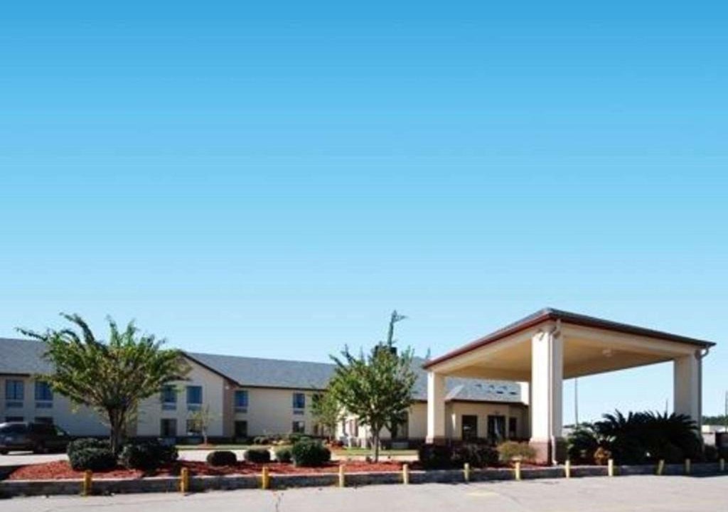 Columbia Hotel | Columbia Inn & Suites