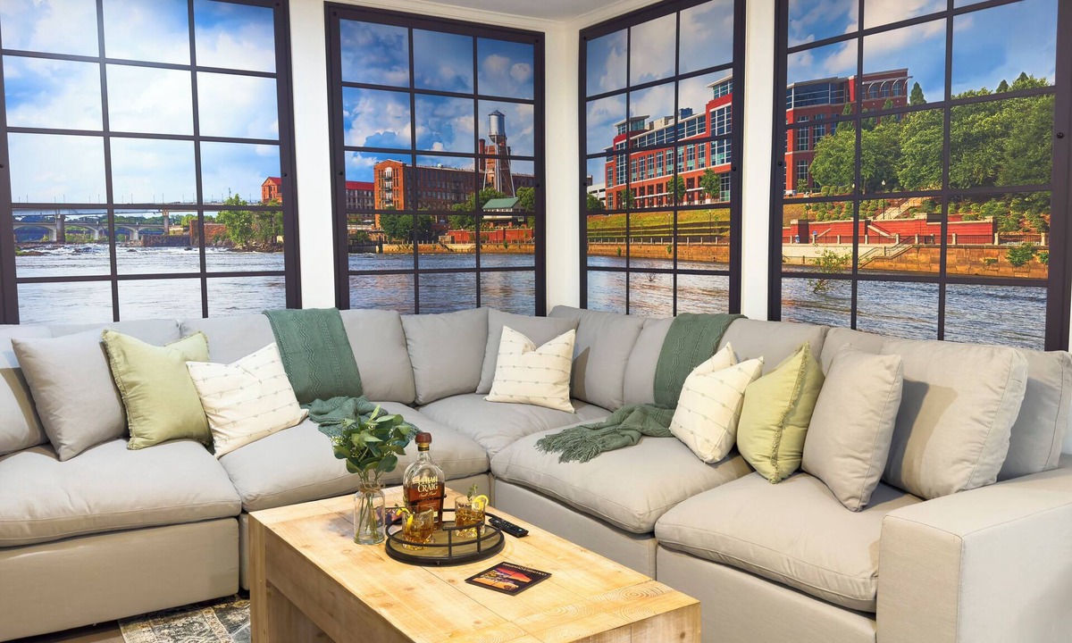 Columbus House | Columbus Quarters