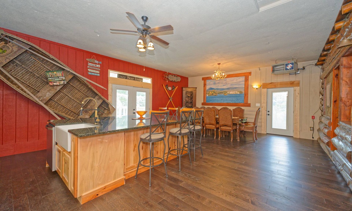 Lake George Cabin | Come & Enjoy the Newly Remodeled "Lazy Bear Lodge"