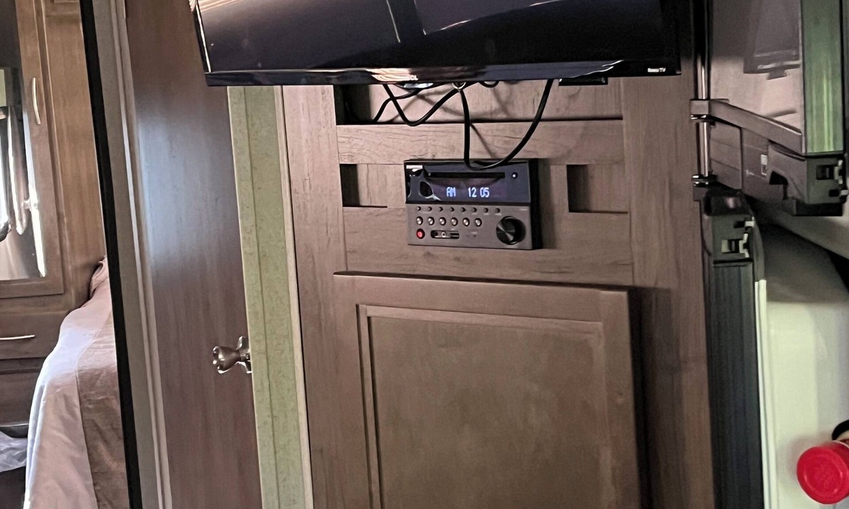 Berrien Springs House | Come pull this travel trailer with your truck and take it to your favorite spot