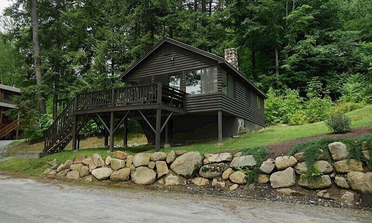 Weare Resort | Come stay at our four season resort!