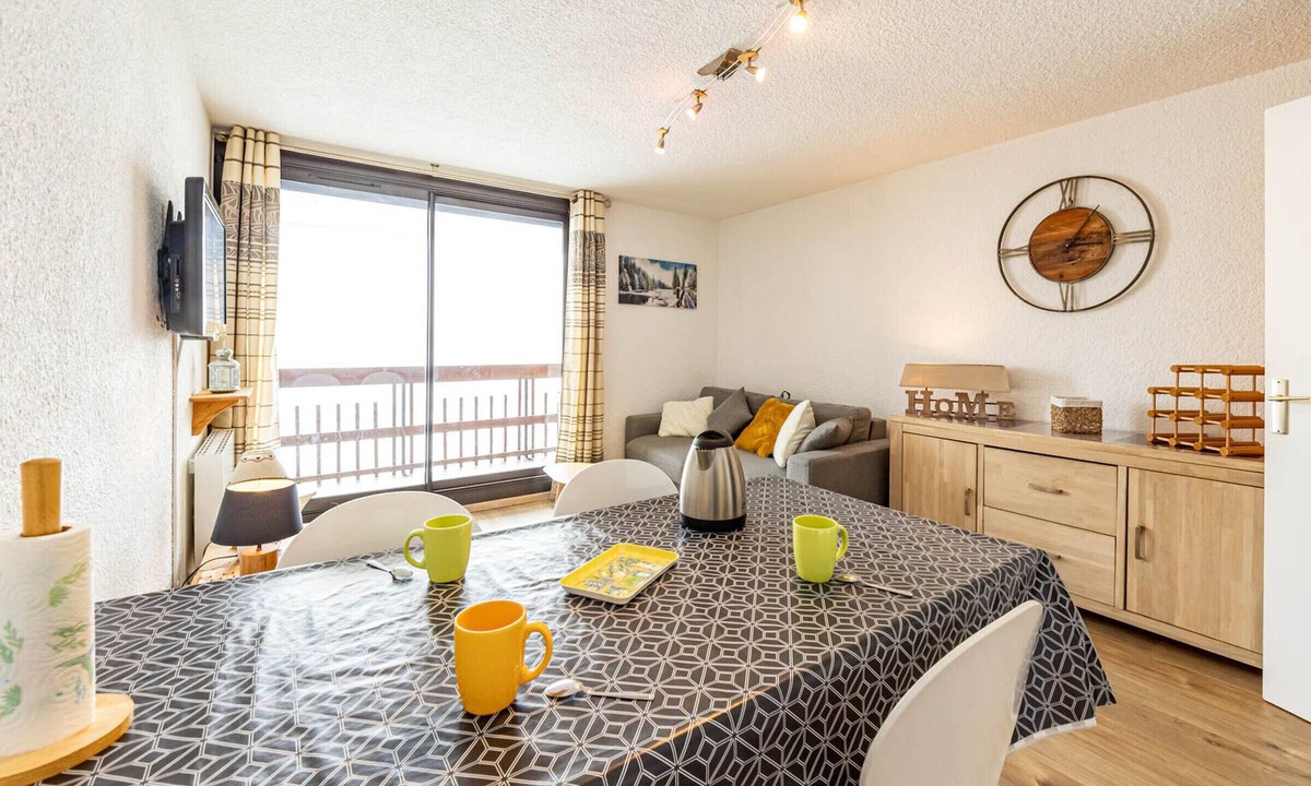 Montgellafrey Apartment | Comfortable studio at the slopes for 4 people