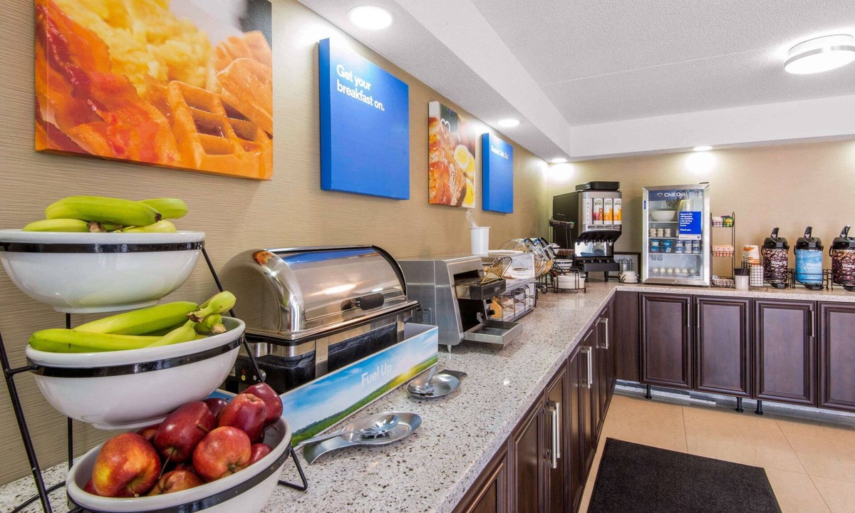 North Bay Hotel | Comfort Inn