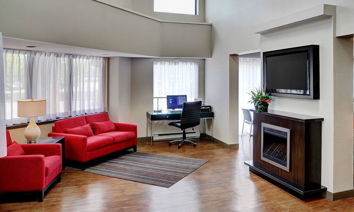 Thunder Bay Hotel | Comfort Inn