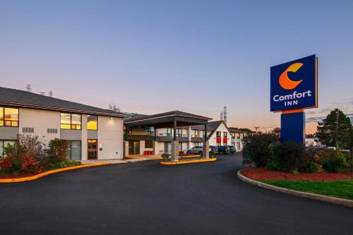 Dartmouth Hotel | Comfort Inn Dartmouth