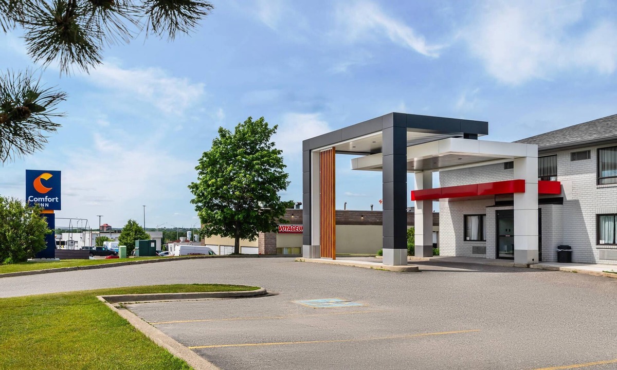 Sudbury Hotel | Comfort Inn East