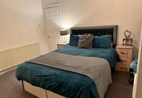 Shafton House | Comfort Inn