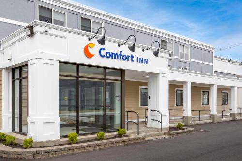 Main Street Hyannis Hotel | Comfort Inn Hyannis - Cape Cod