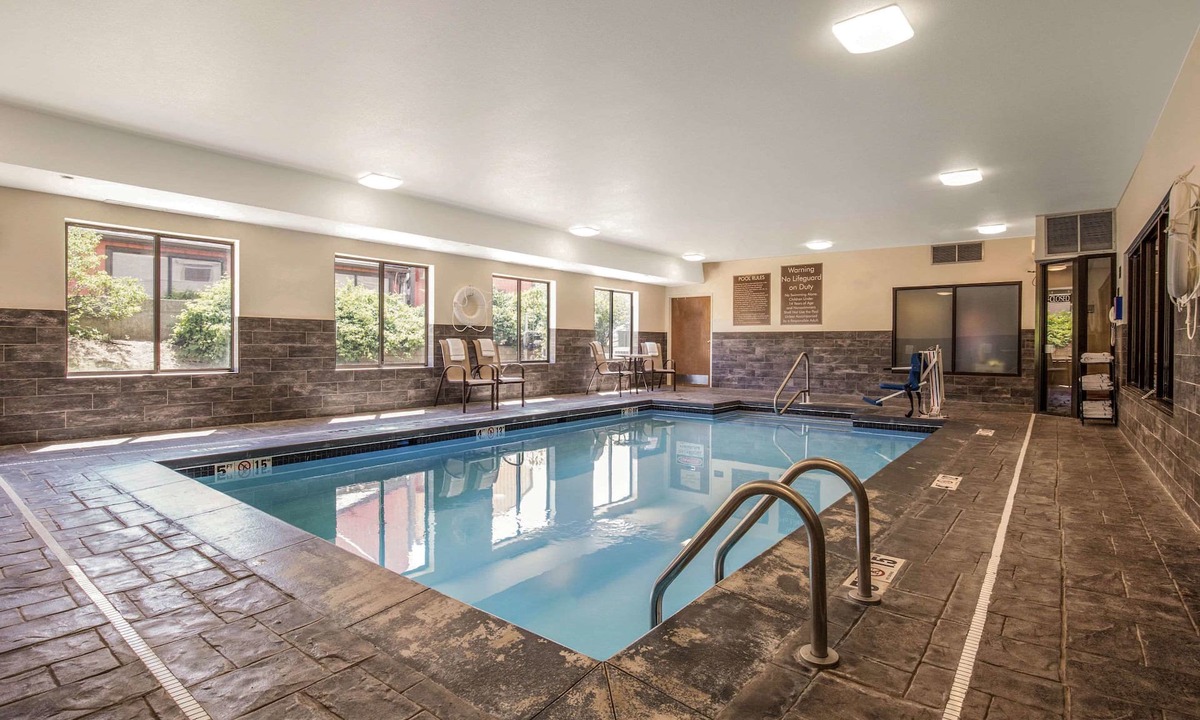 La Porte Hotel | Comfort Inn La Porte