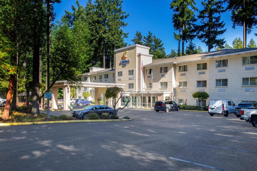 Lacey Hotel | Comfort Inn Lacey - Famous Sporting Event