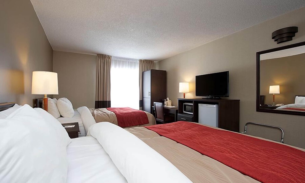 Midland Hotel | Comfort Inn Midland