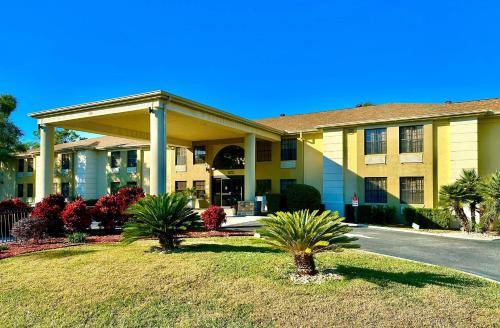 Ocala Hotel | Comfort Inn Ocala Silver Springs