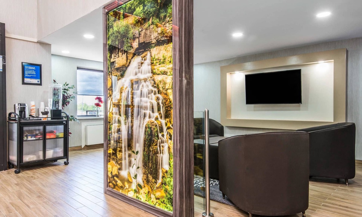 Owen Sound Hotel | Comfort Inn Owen Sound