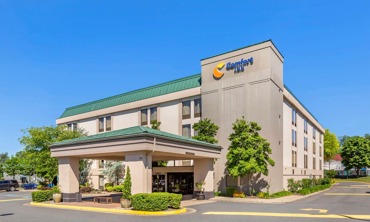 Stafford Hotel | Comfort Inn Quantico