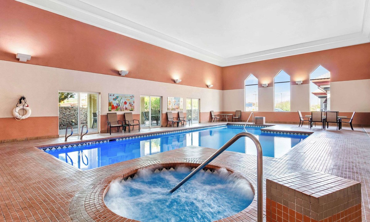 Truth or Consequences Hotel | Comfort Inn & Suites I-25 near Spaceport America