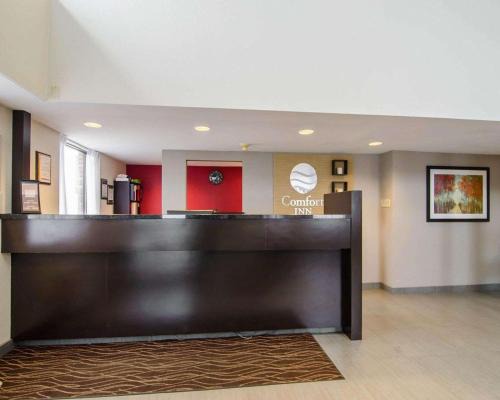 North Industrial Hotel | Comfort Inn Saskatoon Centre