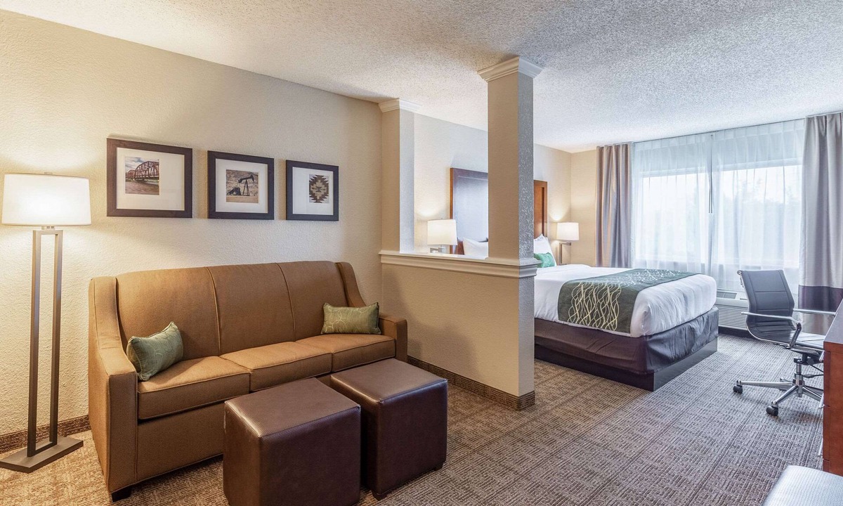 South Tulsa Hotel | Comfort Inn South Tulsa - Woodland Hills