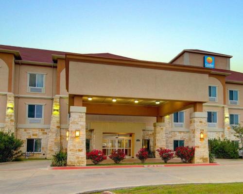 Alvarado Hotel | Comfort Inn & Suites Alvarado