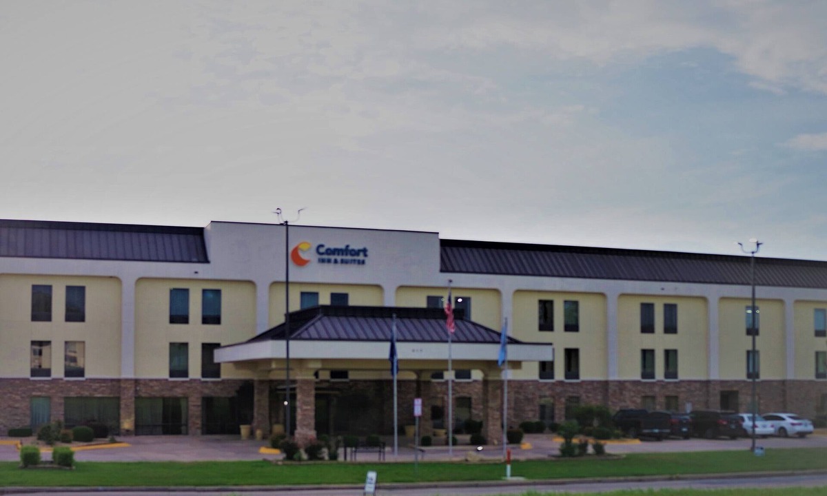 Ardmore Hotel | Comfort Inn & Suites Ardmore
