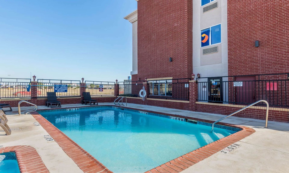 Big Spring Hotel | Comfort Inn & Suites Big Spring