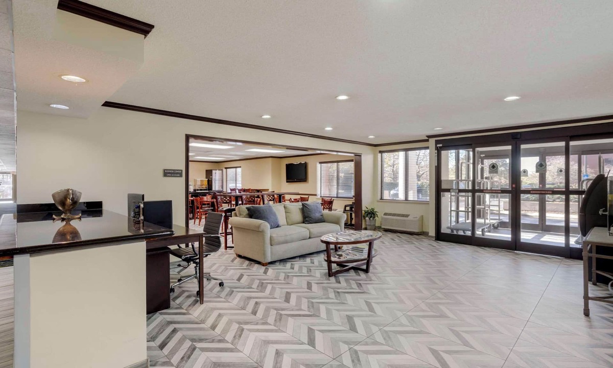 Brentwood Hotel | Comfort Inn & Suites Brentwood - Nashville