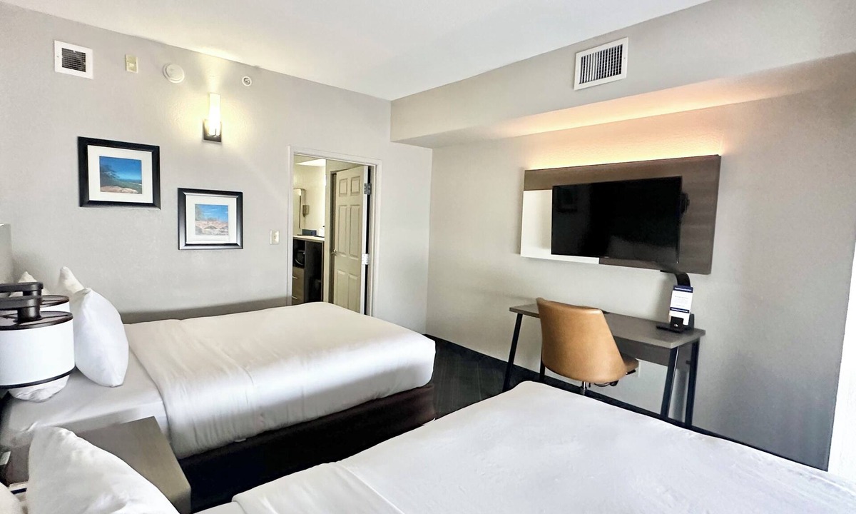 Calhoun Hotel | Comfort Inn & Suites Calhoun South