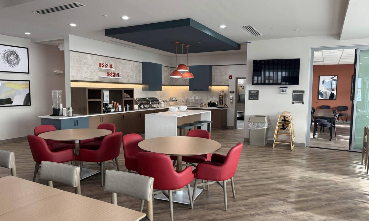 Colby Hotel | Comfort Inn & Suites Colby