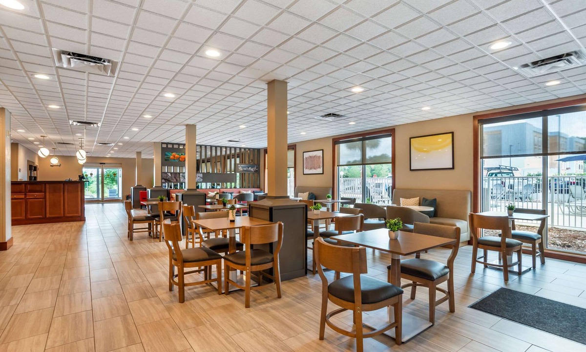 Crestview Hotel | Comfort Inn & Suites Crestview South