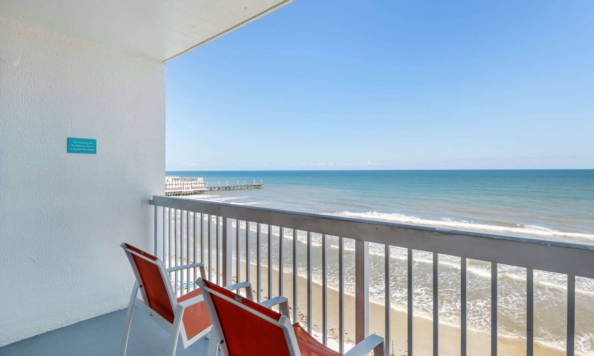 Rogers Seabreeze Hotel | Comfort Inn & Suites Daytona Beach Oceanfront