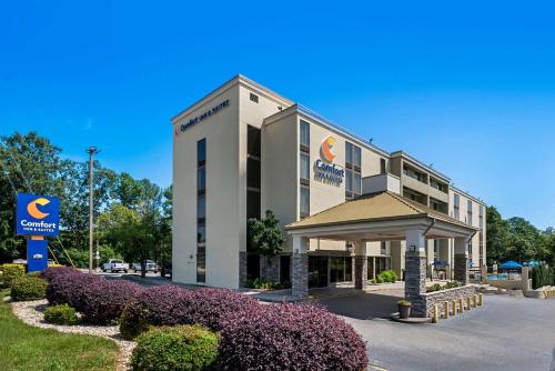 Croasdaile Farm Master Hotel | Comfort Inn & Suites Durham near Duke University