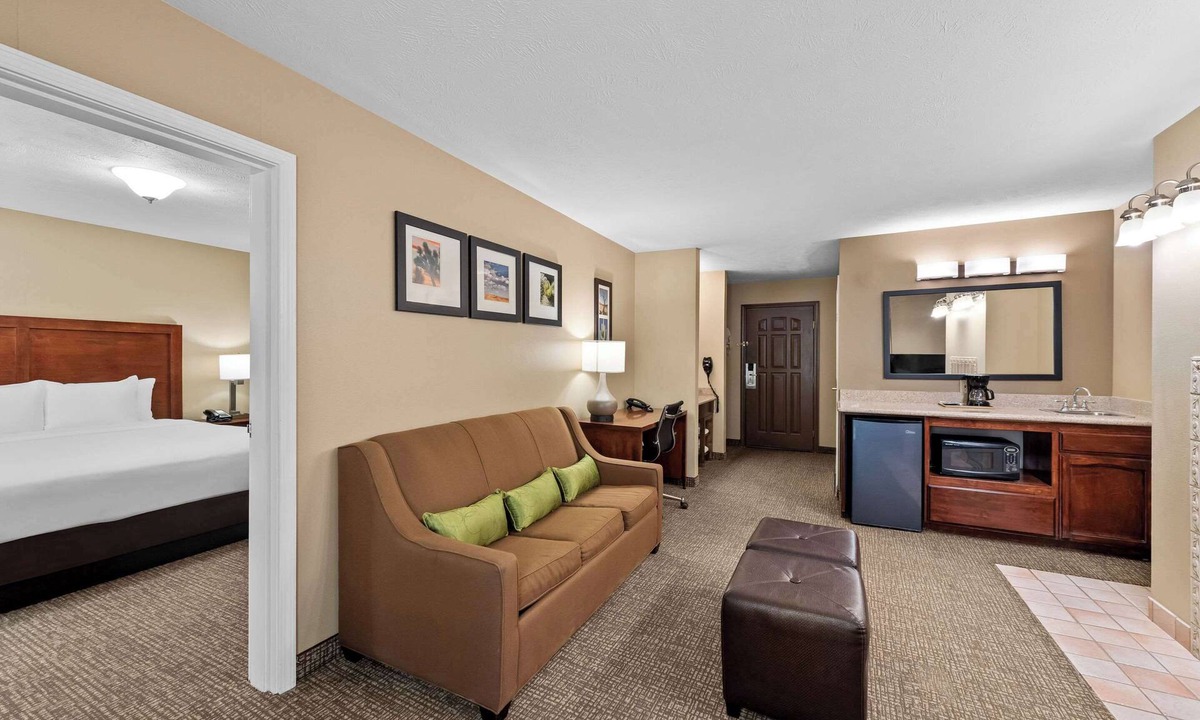 El Centro Hotel | Comfort Inn & Suites El Centro I - 8
