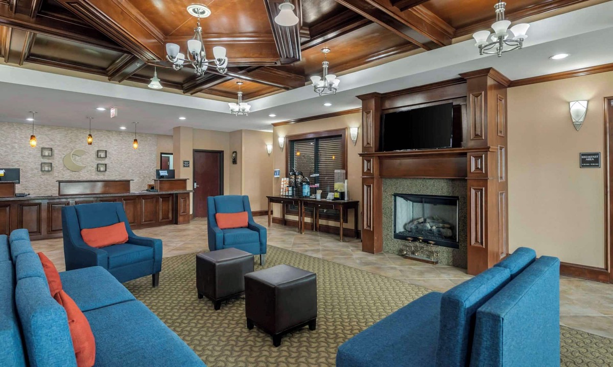 Fossil Creek Hotel | Comfort Inn & Suites Fort Worth - Fossil Creek