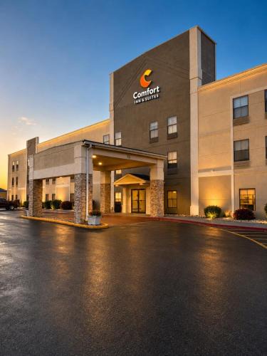Harvey Hotel | Comfort Inn & Suites Harvey - Chicago Southland