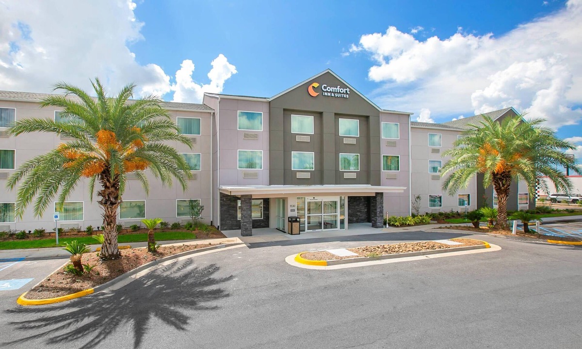 Bayou Cane Hotel | Comfort Inn & Suites Houma