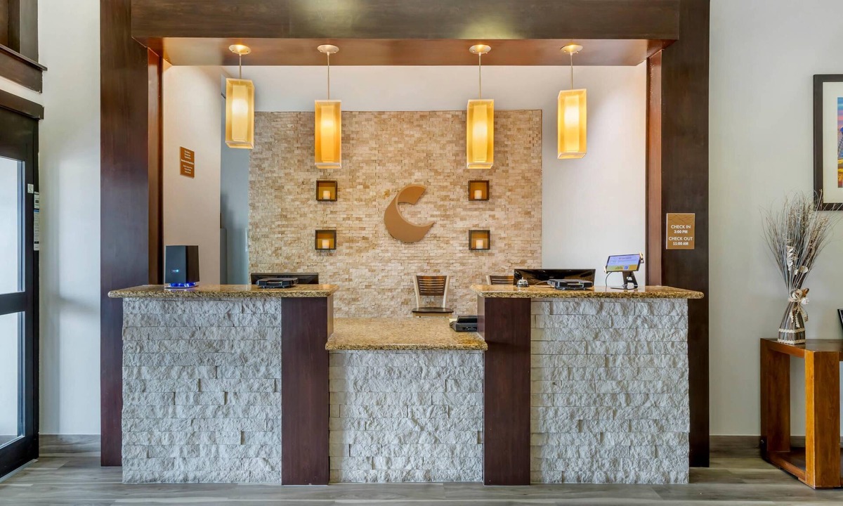 FM 1960 Hotel | Comfort Inn & Suites Houston FM1960 - Champions