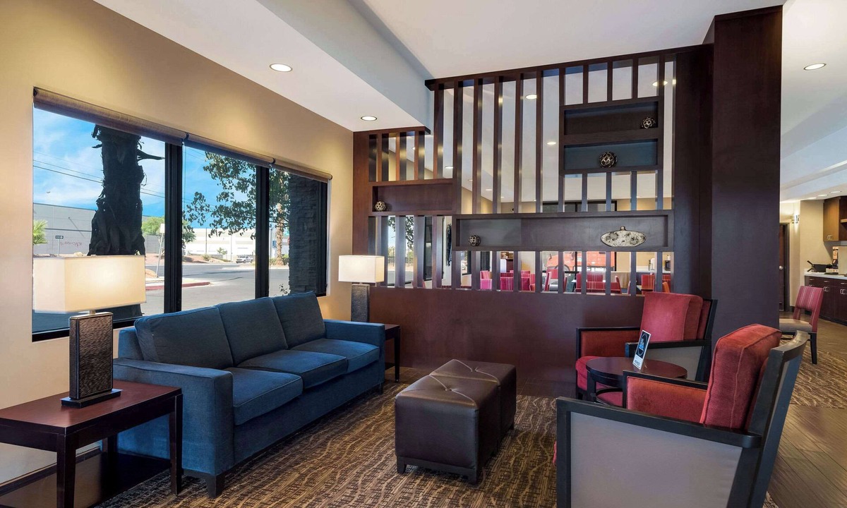 Las Vegas Hotel | Comfort Inn & Suites Las Vegas - Nellis