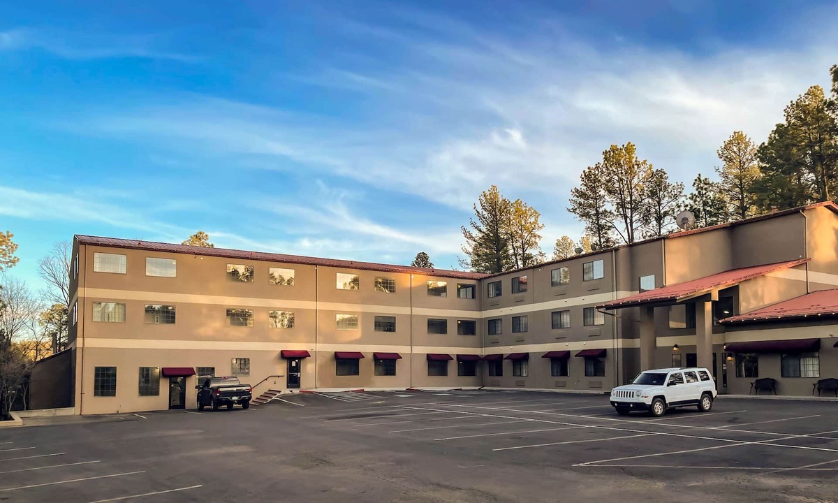 Ruidoso Hotel | Comfort Inn & Suites Midtown