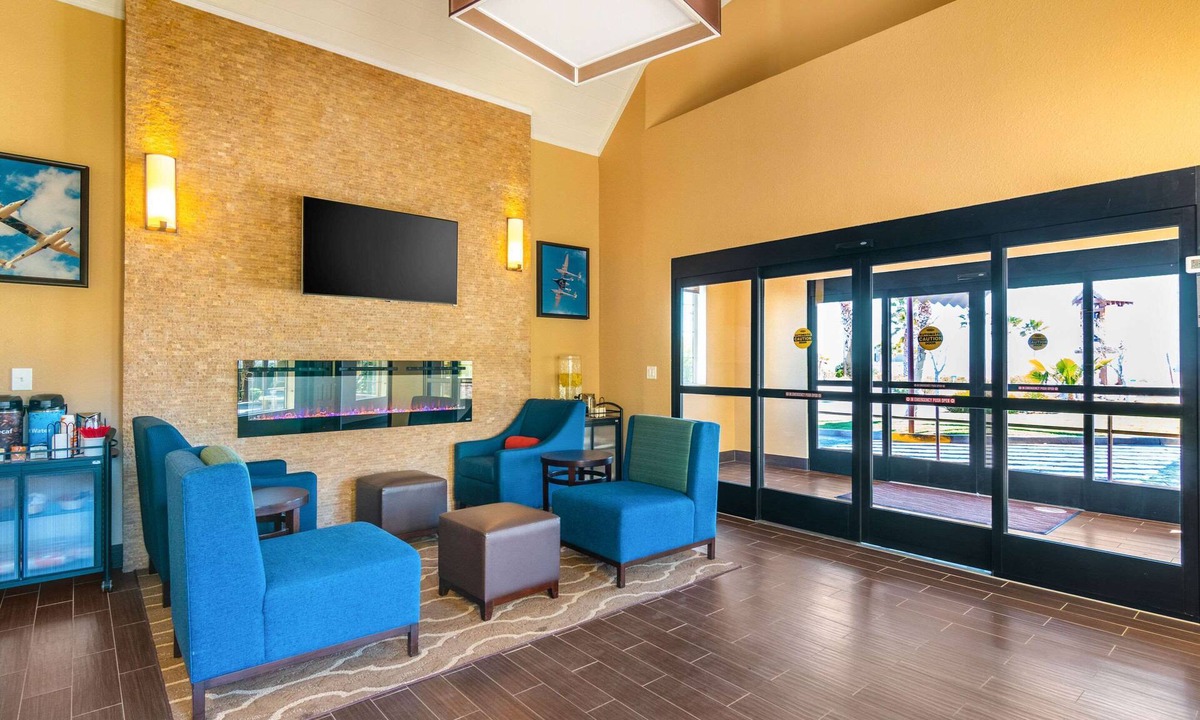 Mojave Hotel | Comfort Inn & Suites Mojave