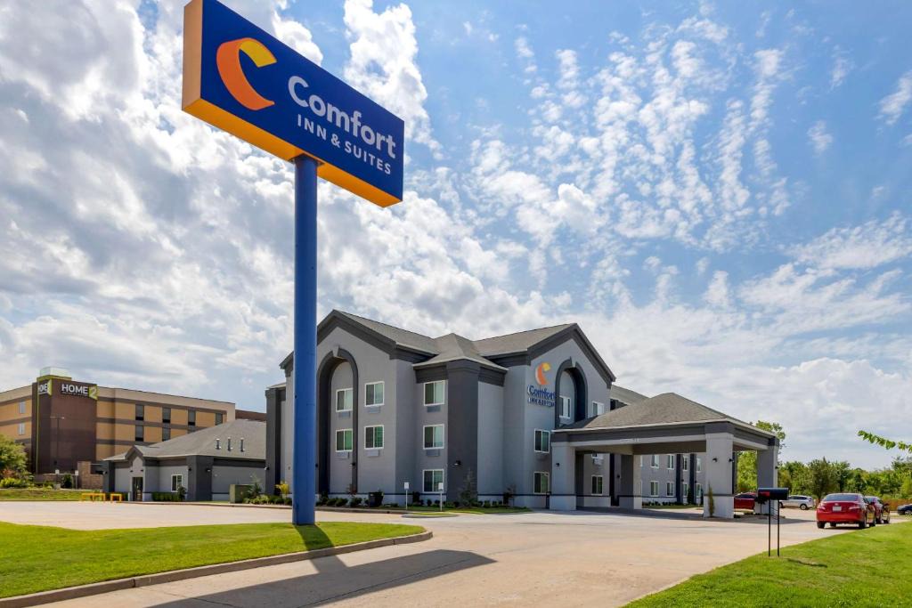 Muskogee Hotel | Comfort Inn & Suites Muskogee