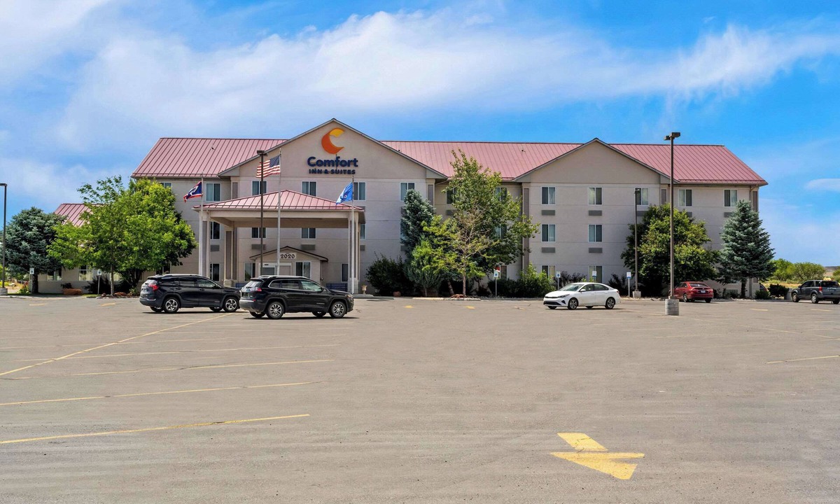 Riverton Hotel | Comfort Inn & Suites Riverton