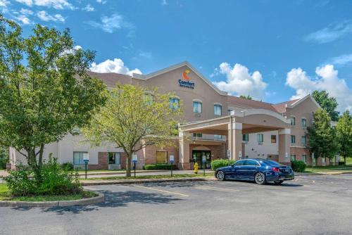 O'Fallon Hotel | Comfort Inn & Suites St Louis-O'Fallon