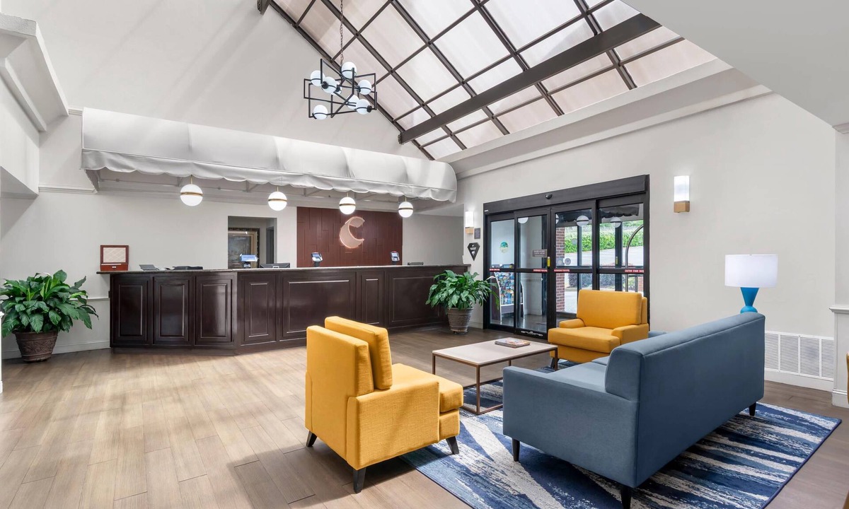 Suwanee Hotel | Comfort Inn & Suites Suwanee - Sugarloaf