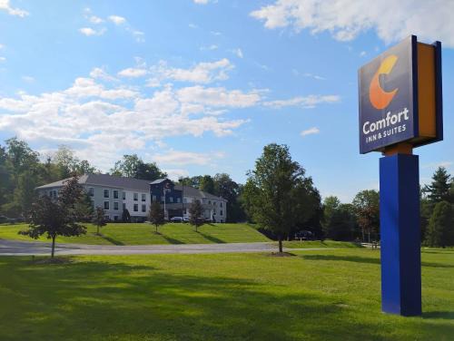 Tunkhannock Hotel | Comfort Inn & Suites Tunkhannock