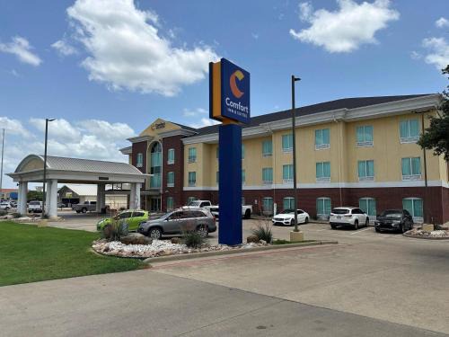 Woodway Hotel | Comfort Inn & Suites Waco Woodway