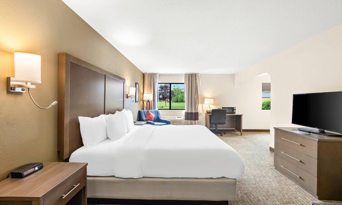 Van Wert Hotel | Comfort Inn Van Wert