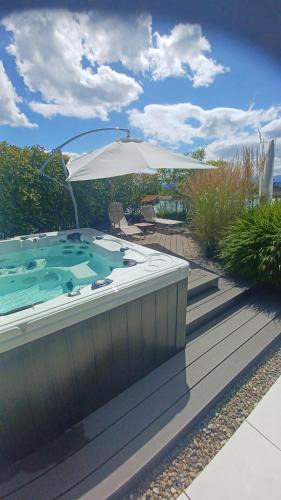 Romanshorn House | Comfort Rooms mit Whirlpoolzugang