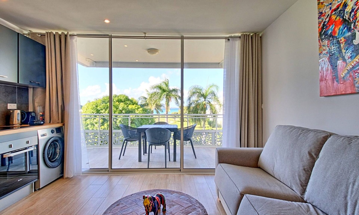 Anse Marcel Apartment | Comfort Studio in Anse Marcel - Air Conditioning and Parking